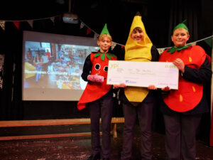 Lathallan School YPI students supporting The Haven, Stonehaven's Community Larder